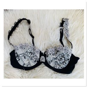 Aubade Paris Underwire Cup Bra Floral Lace Black White Size 32C